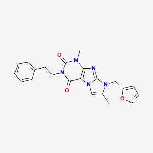 molecular formula C22H21N5O3 B3298199 8-(furan-2-ylmethyl)-1,7-dimethyl-3-phenethyl-1H-imidazo[2,1-f]purine-2,4(3H,8H)-dione CAS No. 896601-25-5