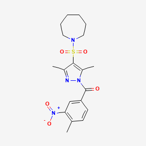 molecular formula C19H24N4O5S B3300794 1-{[3,5-dimethyl-1-(4-methyl-3-nitrobenzoyl)-1H-pyrazol-4-yl]sulfonyl}azepane CAS No. 904823-59-2