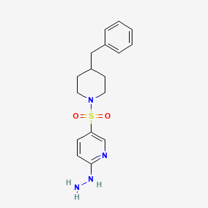 5-[(4-Benzylpiperidin-1-yl)sulfonyl]-2-hydrazinylpyridine