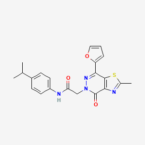 molecular formula C21H20N4O3S B3311478 2-(7-(furan-2-yl)-2-methyl-4-oxothiazolo[4,5-d]pyridazin-5(4H)-yl)-N-(4-isopropylphenyl)acetamide CAS No. 946265-74-3