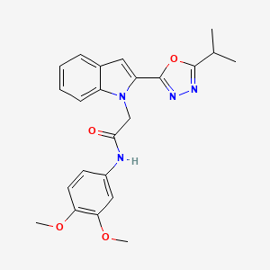 molecular formula C23H24N4O4 B3312930 N-(3,4-dimethoxyphenyl)-2-(2-(5-isopropyl-1,3,4-oxadiazol-2-yl)-1H-indol-1-yl)acetamide CAS No. 946335-56-4