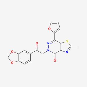 molecular formula C19H13N3O5S B3313052 5-(2-(benzo[d][1,3]dioxol-5-yl)-2-oxoethyl)-7-(furan-2-yl)-2-methylthiazolo[4,5-d]pyridazin-4(5H)-one CAS No. 946342-24-1