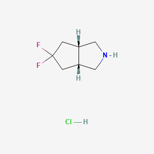 molecular formula C7H12ClF2N B3324737 （3aR，6aS）-rel-5，5-二氟化八氢环戊[c]吡咯盐酸盐 CAS No. 1956364-50-3