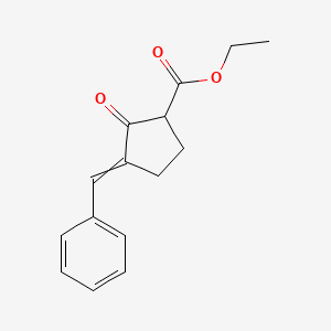 molecular formula C15H16O3 B3333217 Ethyl 3-benzylidene-2-oxocyclopentane-1-carboxylate CAS No. 95127-15-4
