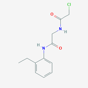 molecular formula C12H15ClN2O2 B3363758 2-chloro-N-{[(2-ethylphenyl)carbamoyl]methyl}acetamide CAS No. 1050883-77-6