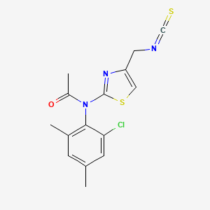 N-(2-chloro-4,6-dimethylphenyl)-N-[4-(isothiocyanatomethyl)-1,3-thiazol-2-yl]acetamide