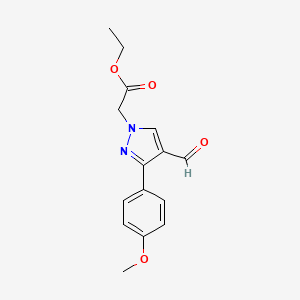 molecular formula C15H16N2O4 B3388702 ethyl 2-[4-formyl-3-(4-methoxyphenyl)-1H-pyrazol-1-yl]acetate CAS No. 887408-03-9
