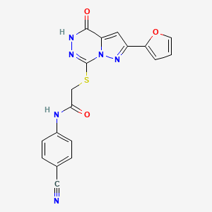 molecular formula C18H12N6O3S B3401314 N-(4-cyanophenyl)-2-((8-(furan-2-yl)-(oxo)dihydropyrazolo[1,5-d][1,2,4]triazin-2-yl)thio)acetamide CAS No. 1040678-39-4