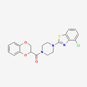 molecular formula C20H18ClN3O3S B3410490 (4-(4-Chlorobenzo[d]thiazol-2-yl)piperazin-1-yl)(2,3-dihydrobenzo[b][1,4]dioxin-2-yl)methanone CAS No. 897479-95-7