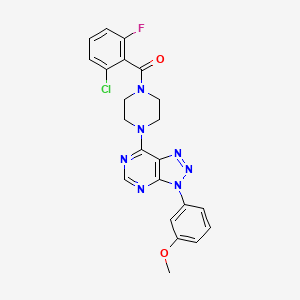 molecular formula C22H19ClFN7O2 B3411552 (2-chloro-6-fluorophenyl)(4-(3-(3-methoxyphenyl)-3H-[1,2,3]triazolo[4,5-d]pyrimidin-7-yl)piperazin-1-yl)methanone CAS No. 920184-59-4