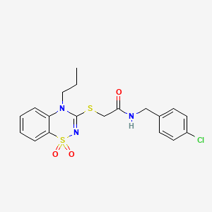 molecular formula C19H20ClN3O3S2 B3412639 N-(4-chlorobenzyl)-2-((1,1-dioxido-4-propyl-4H-benzo[e][1,2,4]thiadiazin-3-yl)thio)acetamide CAS No. 933212-49-8