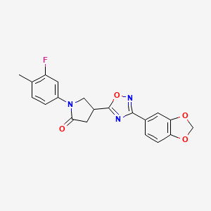 molecular formula C20H16FN3O4 B3412993 4-[3-(2H-1,3-benzodioxol-5-yl)-1,2,4-oxadiazol-5-yl]-1-(3-fluoro-4-methylphenyl)pyrrolidin-2-one CAS No. 941918-27-0