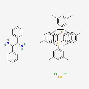 molecular formula C62H66Cl2N2P2Ru B3424696 二氯[(R)-(-)-4,12-双(二(3,5-二甲苯基)膦基)-[2.2]-对环[1S,2S)-(-)-1,2-二苯乙二胺]钌(II) CAS No. 364795-64-2
