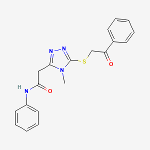 molecular formula C19H18N4O2S B3504972 2-{4-methyl-5-[(2-oxo-2-phenylethyl)thio]-4H-1,2,4-triazol-3-yl}-N-phenylacetamide 