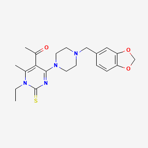 1-(4-{4-[(2H-1,3-BENZODIOXOL-5-YL)METHYL]PIPERAZIN-1-YL}-1-ETHYL-6-METHYL-2-SULFANYLIDENE-1,2-DIHYDROPYRIMIDIN-5-YL)ETHAN-1-ONE