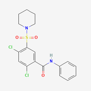 molecular formula C18H18Cl2N2O3S B3570172 2,4-dichloro-N-phenyl-5-(1-piperidinylsulfonyl)benzamide 