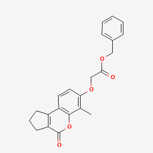 molecular formula C22H20O5 B3583794 BENZYL 2-({6-METHYL-4-OXO-1H,2H,3H,4H-CYCLOPENTA[C]CHROMEN-7-YL}OXY)ACETATE 