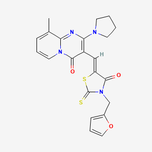 molecular formula C22H20N4O3S2 B3614446 3-{[3-(2-furylmethyl)-4-oxo-2-thioxo-1,3-thiazolidin-5-ylidene]methyl}-9-methyl-2-(1-pyrrolidinyl)-4H-pyrido[1,2-a]pyrimidin-4-one 