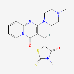 (5Z)-3-METHYL-5-{[2-(4-METHYLPIPERAZIN-1-YL)-4-OXO-4H-PYRIDO[1,2-A]PYRIMIDIN-3-YL]METHYLIDENE}-2-SULFANYLIDENE-1,3-THIAZOLIDIN-4-ONE