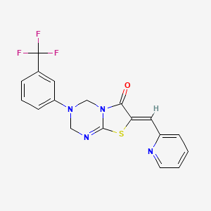 (7Z)-7-[(PYRIDIN-2-YL)METHYLIDENE]-3-[3-(TRIFLUOROMETHYL)PHENYL]-2H,3H,4H,6H,7H-[1,3]THIAZOLO[3,2-A][1,3,5]TRIAZIN-6-ONE