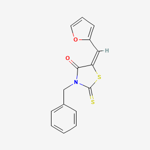 molecular formula C15H11NO2S2 B3750260 3-benzyl-5-(2-furylmethylene)-2-thioxo-1,3-thiazolidin-4-one 