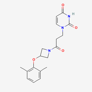 molecular formula C18H21N3O4 B3790699 1-{3-[3-(2,6-dimethylphenoxy)azetidin-1-yl]-3-oxopropyl}pyrimidine-2,4(1H,3H)-dione 