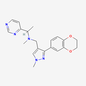 molecular formula C20H23N5O2 B3793813 N-{[3-(2,3-dihydro-1,4-benzodioxin-6-yl)-1-methyl-1H-pyrazol-4-yl]methyl}-N-methyl-1-(4-pyrimidinyl)ethanamine 