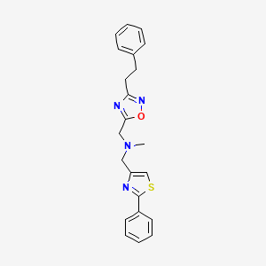 molecular formula C22H22N4OS B3797346 N-methyl-1-[3-(2-phenylethyl)-1,2,4-oxadiazol-5-yl]-N-[(2-phenyl-1,3-thiazol-4-yl)methyl]methanamine 