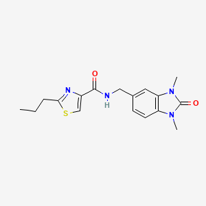 molecular formula C17H20N4O2S B3805132 N-[(1,3-dimethyl-2-oxo-2,3-dihydro-1H-benzimidazol-5-yl)methyl]-2-propyl-1,3-thiazole-4-carboxamide 