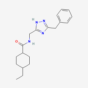 molecular formula C19H26N4O B3806771 N-[(3-benzyl-1H-1,2,4-triazol-5-yl)methyl]-4-ethylcyclohexanecarboxamide 