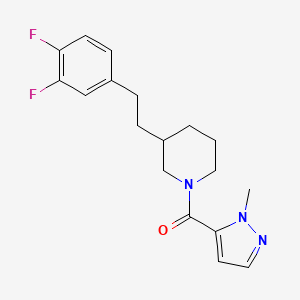 molecular formula C18H21F2N3O B3812975 3-[2-(3,4-difluorophenyl)ethyl]-1-[(1-methyl-1H-pyrazol-5-yl)carbonyl]piperidine 