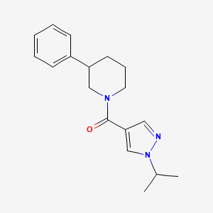 molecular formula C18H23N3O B3817226 1-[(1-isopropyl-1H-pyrazol-4-yl)carbonyl]-3-phenylpiperidine 