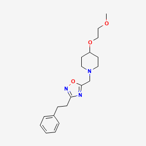 molecular formula C19H27N3O3 B3820162 4-(2-methoxyethoxy)-1-{[3-(2-phenylethyl)-1,2,4-oxadiazol-5-yl]methyl}piperidine 
