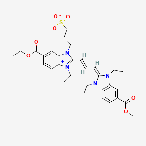 molecular formula C32H40N4O7S B3841142 3-(5-(ethoxycarbonyl)-2-{3-[5-(ethoxycarbonyl)-1,3-diethyl-1,3-dihydro-2H-benzimidazol-2-ylidene]-1-propen-1-yl}-1-ethyl-1H-3,1-benzimidazol-3-ium-3-yl)-1-propanesulfonate CAS No. 32634-40-5