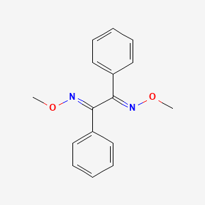 molecular formula C16H16N2O2 B3842606 1,2-diphenyl-1,2-ethanedione bis(O-methyloxime) 