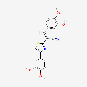 (E)-2-[4-(3,4-dimethoxyphenyl)-1,3-thiazol-2-yl]-3-(3-hydroxy-4-methoxyphenyl)prop-2-enenitrile