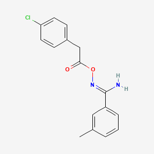 molecular formula C16H15ClN2O2 B3906698 N'-{[(4-chlorophenyl)acetyl]oxy}-3-methylbenzenecarboximidamide 
