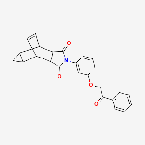 molecular formula C25H21NO4 B3990598 2-[3-(2-oxo-2-phenylethoxy)phenyl]hexahydro-4,6-ethenocyclopropa[f]isoindole-1,3(2H,3aH)-dione 