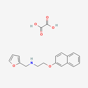 molecular formula C19H19NO6 B4005457 草酸N-(2-呋喃甲基)-2-(2-萘氧基)乙胺 