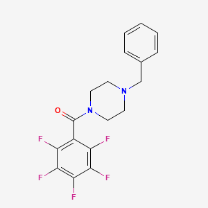 (4-BENZYLPIPERAZINO)(2,3,4,5,6-PENTAFLUOROPHENYL)METHANONE