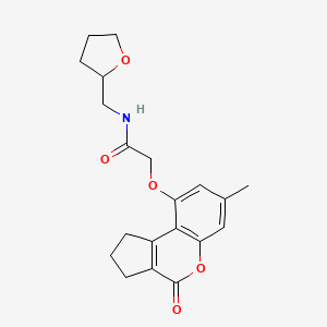 molecular formula C20H23NO5 B4051466 2-[(7-甲基-4-氧代-1,2,3,4-四氢环戊并[c]色满-9-基)氧基]-N-(四氢-2-呋喃基甲基)乙酰胺 