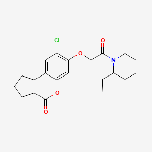 8-CHLORO-7-[2-(2-ETHYLPIPERIDIN-1-YL)-2-OXOETHOXY]-1H,2H,3H,4H-CYCLOPENTA[C]CHROMEN-4-ONE