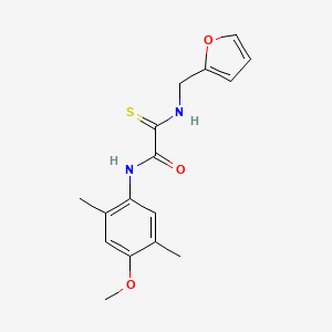 2-[(2-furylmethyl)amino]-N-(4-methoxy-2,5-dimethylphenyl)-2-thioxoacetamide