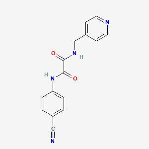 molecular formula C15H12N4O2 B4234858 N-(4-cyanophenyl)-N'-(4-pyridinylmethyl)ethanediamide 