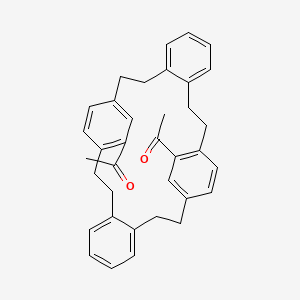 molecular formula C36H36O2 B4302267 1,1'-pentacyclo[24.2.2.2~12,15~.0~4,9~.0~18,23~]dotriaconta-1(28),4,6,8,12,14,18,20,22,26,29,31-dodecaene-13,27-diyldiethanone 