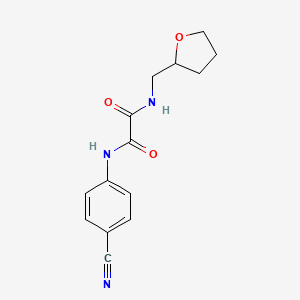 molecular formula C14H15N3O3 B4386047 N-(4-cyanophenyl)-N'-(tetrahydro-2-furanylmethyl)ethanediamide 