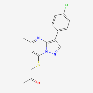 1-{[3-(4-Chlorophenyl)-2,5-dimethylpyrazolo[1,5-a]pyrimidin-7-yl]sulfanyl}propan-2-one