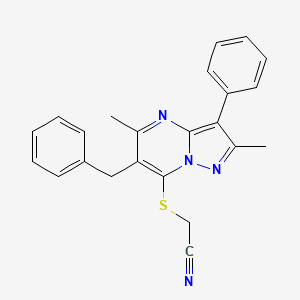 molecular formula C23H20N4S B4524878 [(6-benzyl-2,5-dimethyl-3-phenylpyrazolo[1,5-a]pyrimidin-7-yl)thio]acetonitrile 