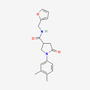 molecular formula C18H20N2O3 B4541064 1-(3,4-dimethylphenyl)-N-(2-furylmethyl)-5-oxopyrrolidine-3-carboxamide 