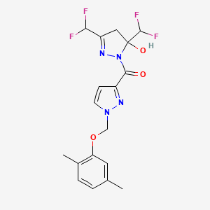 molecular formula C18H18F4N4O3 B4541765 3,5-bis(difluoromethyl)-1-({1-[(2,5-dimethylphenoxy)methyl]-1H-pyrazol-3-yl}carbonyl)-4,5-dihydro-1H-pyrazol-5-ol 
